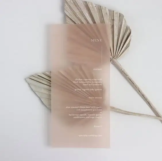 Papel vegetal - Menu com papel vegetal cor nude